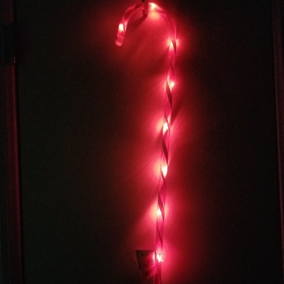 Light up Candy Cane LED Battery operated, need 2 Set of 4 - Picture 13 of 13